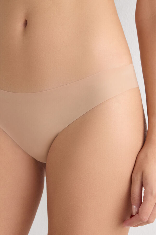 Brazilian Panties in Seamless Ultra Light Microfiber Brazilian Panties in Seamless Ultra Light Microfiber