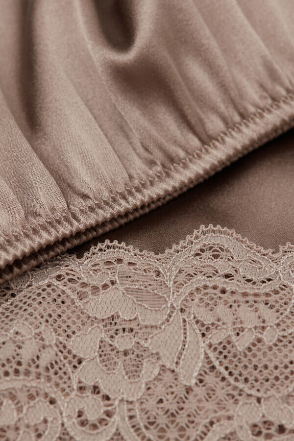 Lace Trim Silk Shorts Lace Trim Silk Shorts