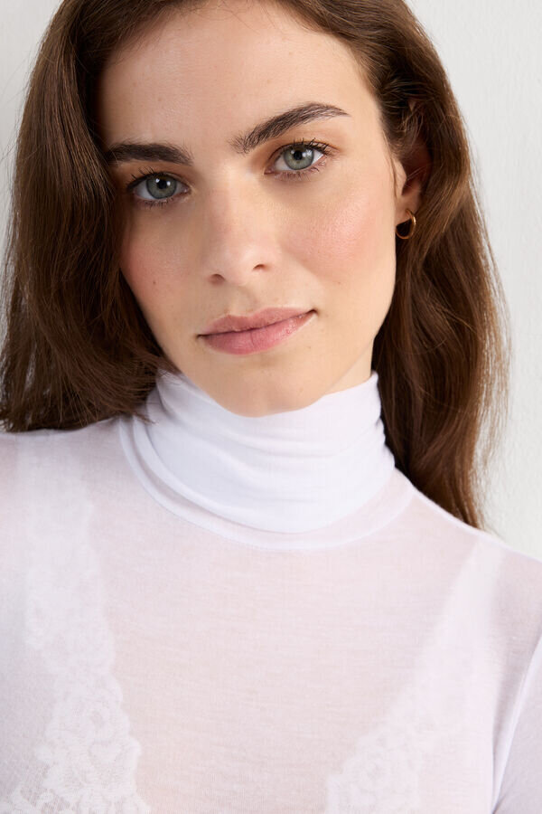 Modal Cashmere Ultralight High-Neck Top Modal Cashmere Ultralight High-Neck Top