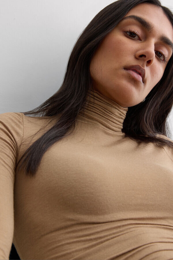 Modal Cashmere Ultralight High-Neck Top Modal Cashmere Ultralight High-Neck Top