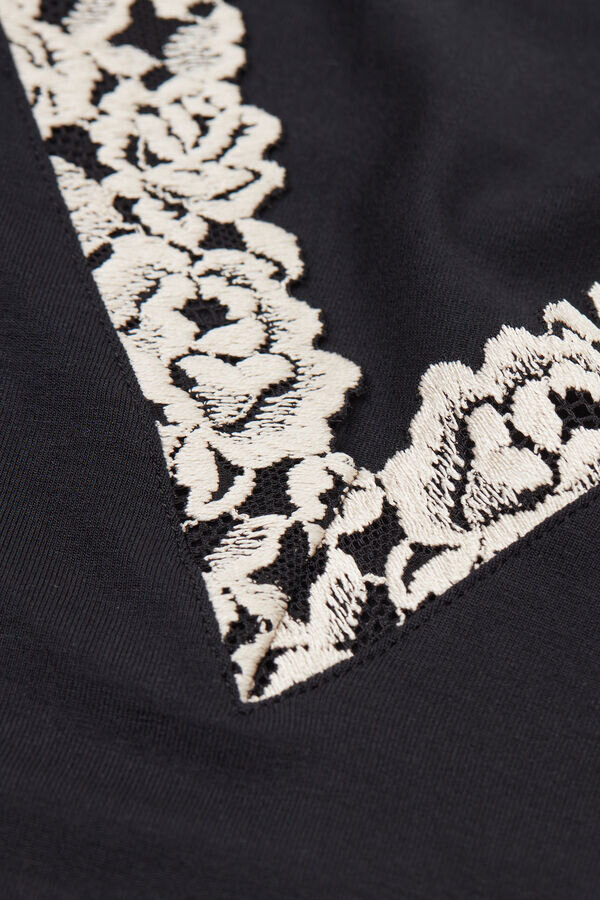 Pretty Flower Modal and Lace Tank Top Pretty Flower Modal and Lace Tank Top