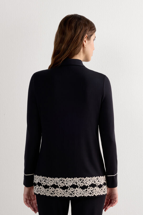 Pretty Flowers Button Up Shirt in Modal Pretty Flowers Button Up Shirt in Modal