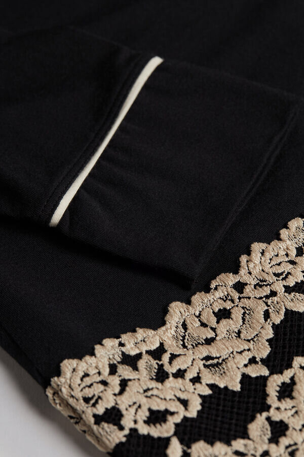 Pretty Flowers Button Up Shirt in Modal Pretty Flowers Button Up Shirt in Modal