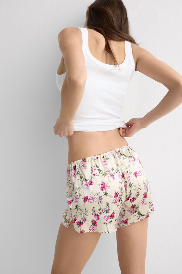 Pretty Flowers Print Silk Shorts Pretty Flowers Print Silk Shorts
