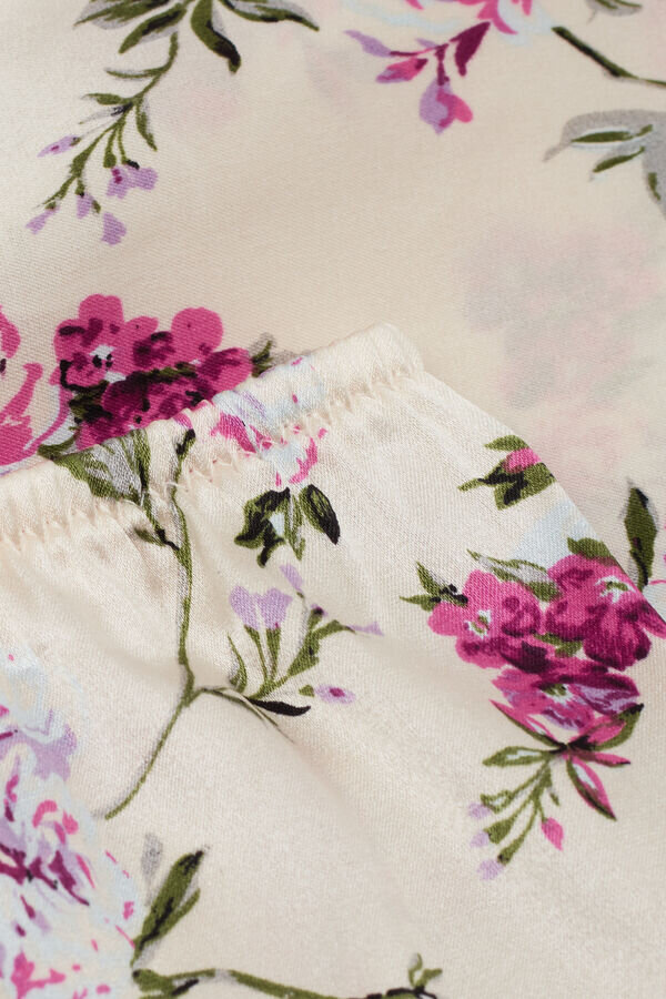 Pretty Flowers Print Silk Shorts Pretty Flowers Print Silk Shorts