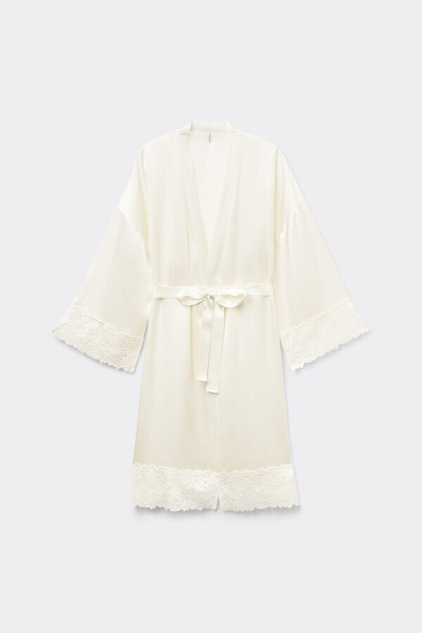 Pretty Flowers Silk Kimono Pretty Flowers Silk Kimono