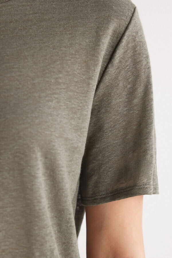 The Pure Linen Short Sleeve Top in Linen The Pure Linen Short Sleeve Top in Linen
