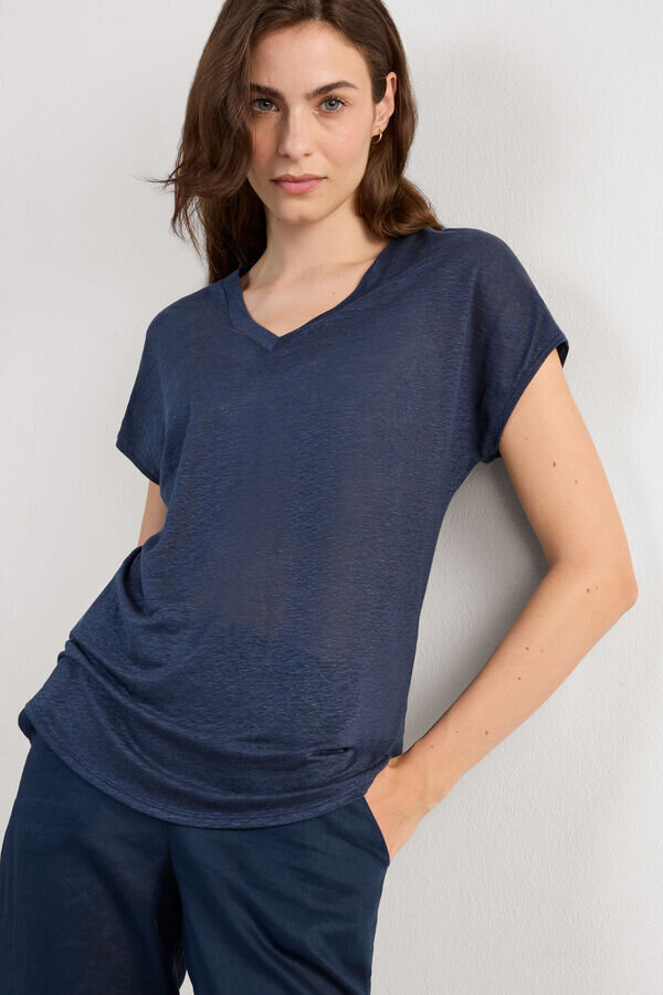 The Pure Linen Short Sleeve V-Neck Top in Linen The Pure Linen Short Sleeve V-Neck Top in Linen