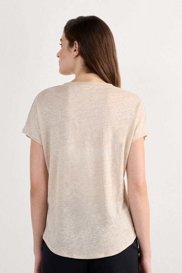 The Pure Linen Short Sleeve V-Neck Top in Linen The Pure Linen Short Sleeve V-Neck Top in Linen