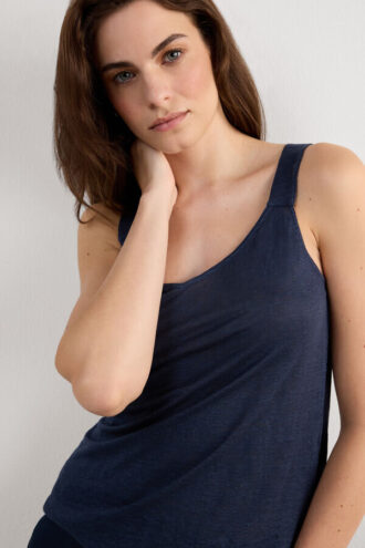 The Pure Linen Tank Top in Linen