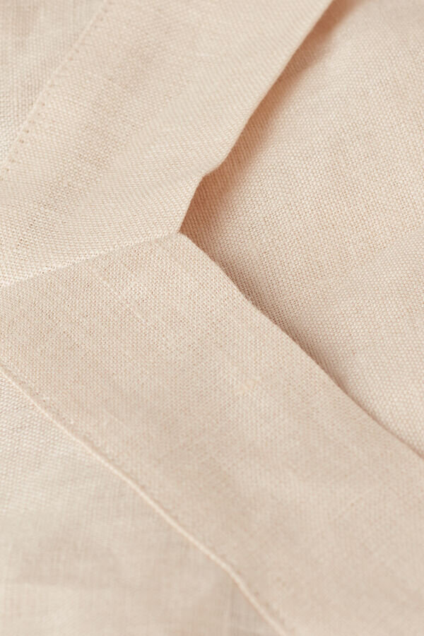 The Pure Linen Top in Linen Fabric The Pure Linen Top in Linen Fabric